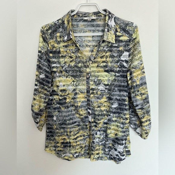 Collection Mat Women's Button-Up Top - Yellow and Gray size medium - Picture 4 of 6